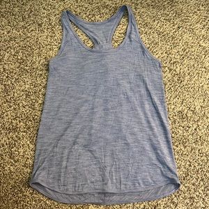 Lululemon tank. Bought at an outlet store, never worn.